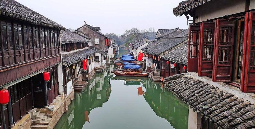 点星沉月